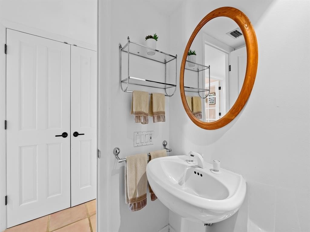 Fort Lauderdale, Florida, 33308, United States, 3 Bedrooms Bedrooms, ,2.5 BathroomsBathrooms,Residential,Forsale,2004488