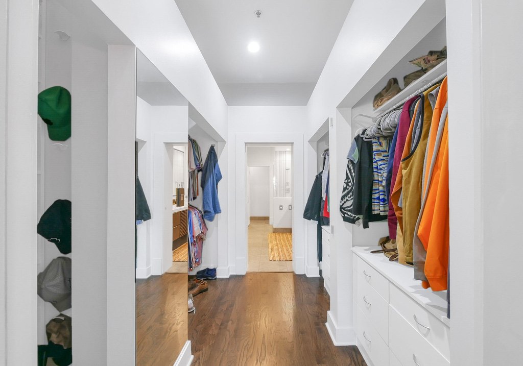 Chattanooga, Tennessee, 37402, United States, 2 Bedrooms Bedrooms, ,2 BathroomsBathrooms,Residential,Forsale,2004676