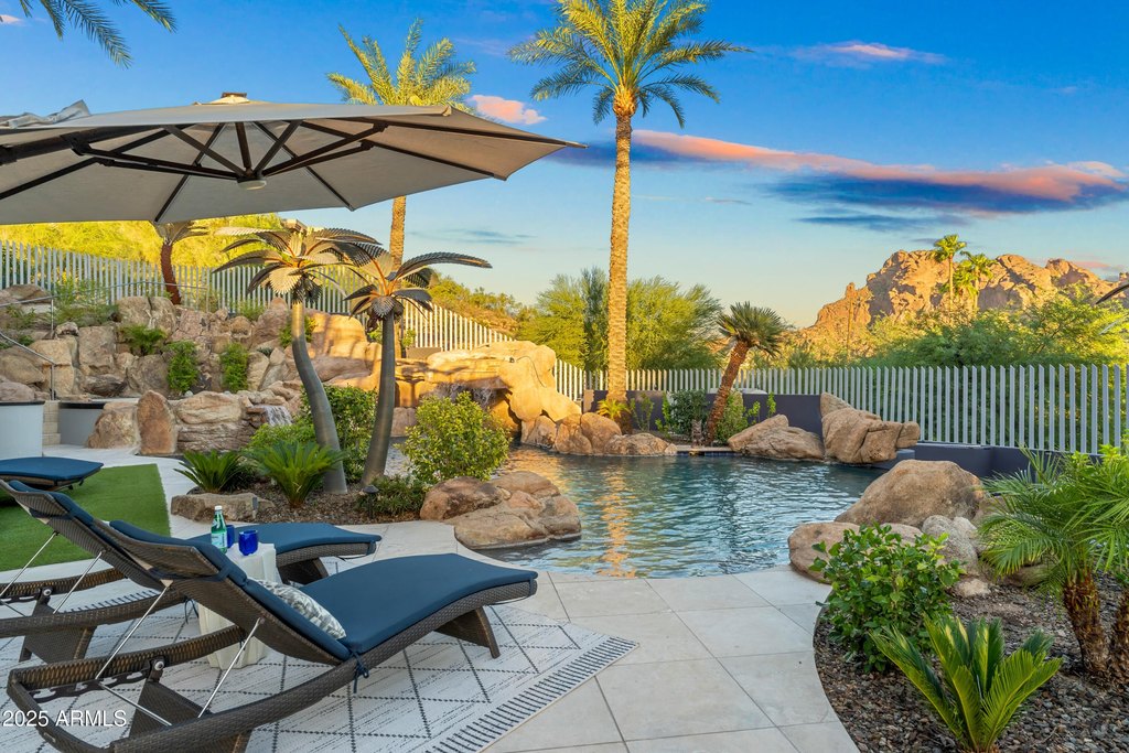 Paradise Valley, Arizona, 85253, United States, 5 Bedrooms Bedrooms, ,6.5 BathroomsBathrooms,Residential,Forsale,2004936