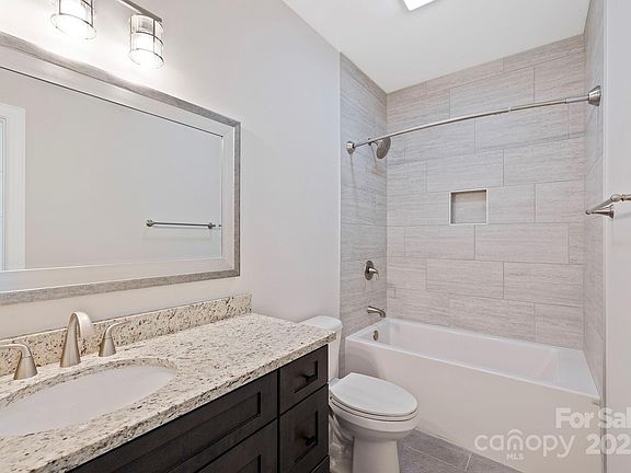 Flat Rock, North Carolina, 28731, United States, 3 Bedrooms Bedrooms, ,3 BathroomsBathrooms,Residential,Forsale,2004304