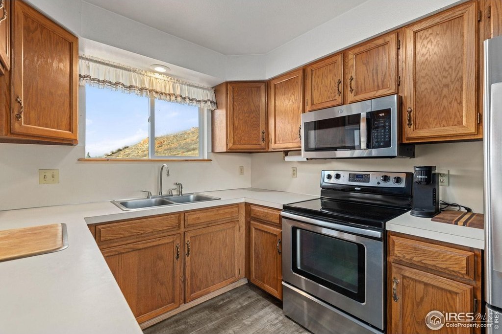 Loveland, Colorado, 80537, United States, 4 Bedrooms Bedrooms, ,3 BathroomsBathrooms,Residential,Forsale,2004282