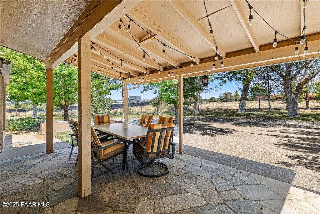 Paulden, Arizona, 86334, United States, 3 Bedrooms Bedrooms, ,2.5 BathroomsBathrooms,Residential,Forsale,1903147