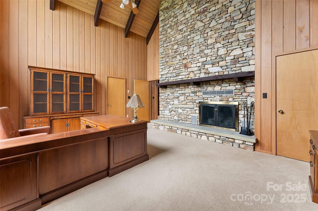 Asheville, North Carolina, 28806, United States, 4 Bedrooms Bedrooms, ,6.5 BathroomsBathrooms,Residential,Forsale,2011987