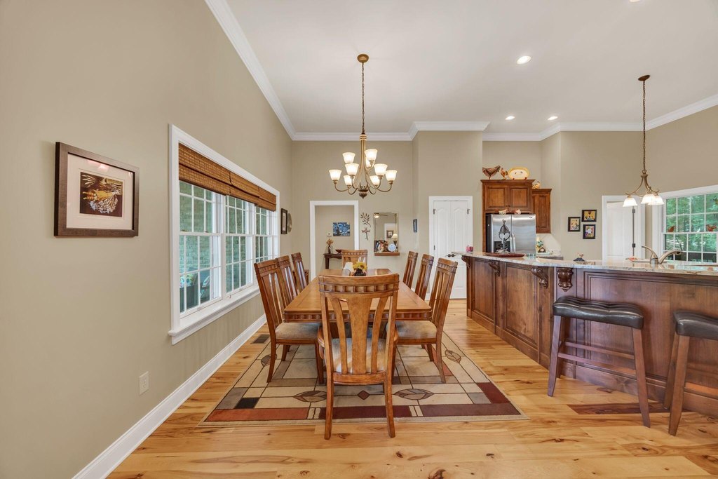 Rising Fawn, Georgia, 30738, United States, 3 Bedrooms Bedrooms, ,3.5 BathroomsBathrooms,Residential,Forsale,1963561