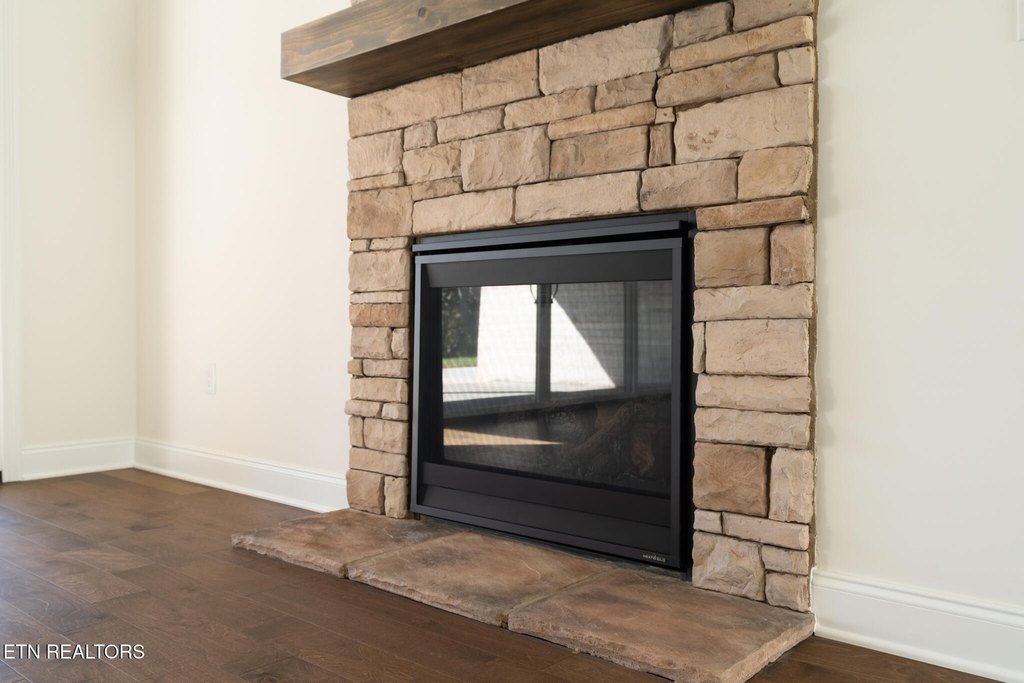 Maryville, Tennessee, 37801, United States, 3 Bedrooms Bedrooms, ,3 BathroomsBathrooms,Residential,Forsale,1942429