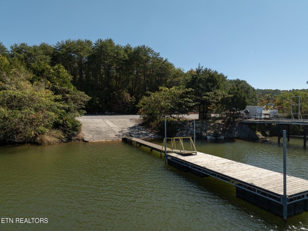 Maryville, Tennessee, 37801, United States, 3 Bedrooms Bedrooms, ,3 BathroomsBathrooms,Residential,Forsale,1942429