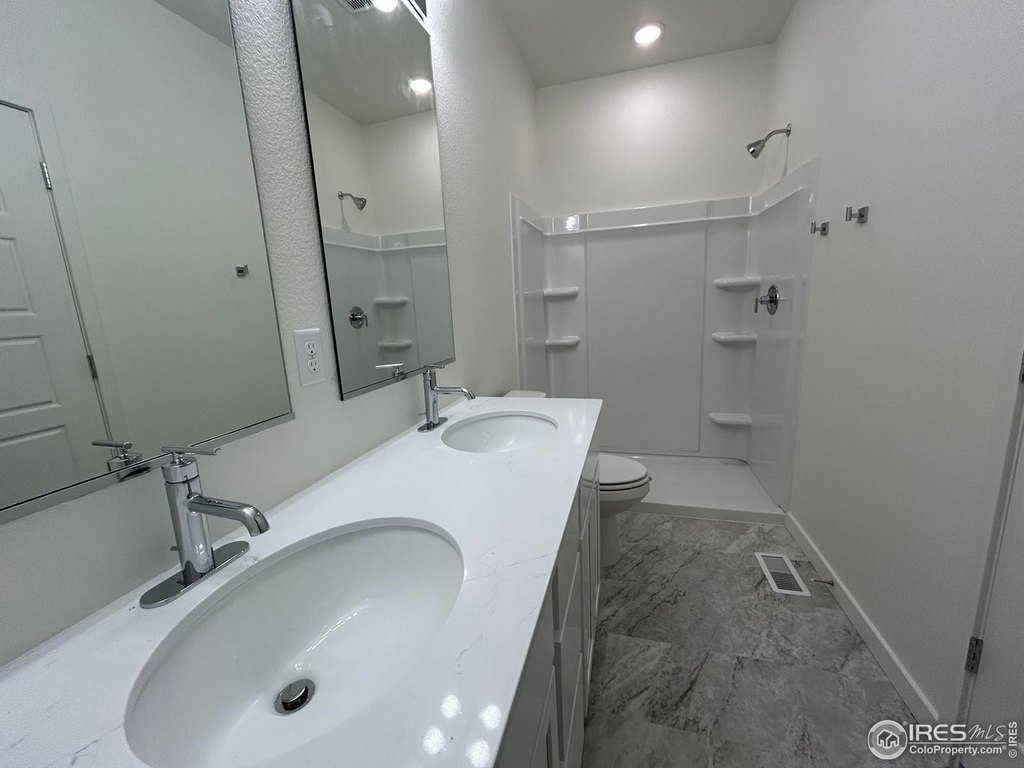 Hudson, Colorado, 80642, United States, 3 Bedrooms Bedrooms, ,2 BathroomsBathrooms,Residential,Forsale,2004219