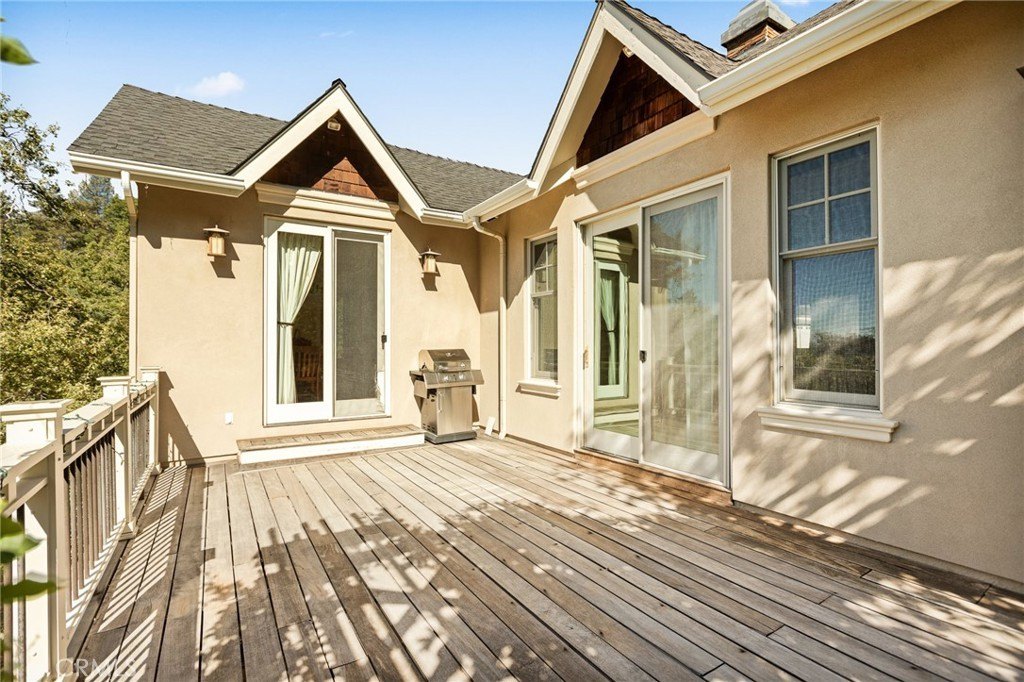 Running Springs, California, 92382, United States, 2 Bedrooms Bedrooms, ,3 BathroomsBathrooms,Residential,Forsale,1971043