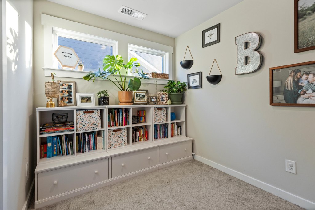 Ooltewah, Tennessee, 37363, United States, 4 Bedrooms Bedrooms, ,3 BathroomsBathrooms,Residential,Forsale,2009573