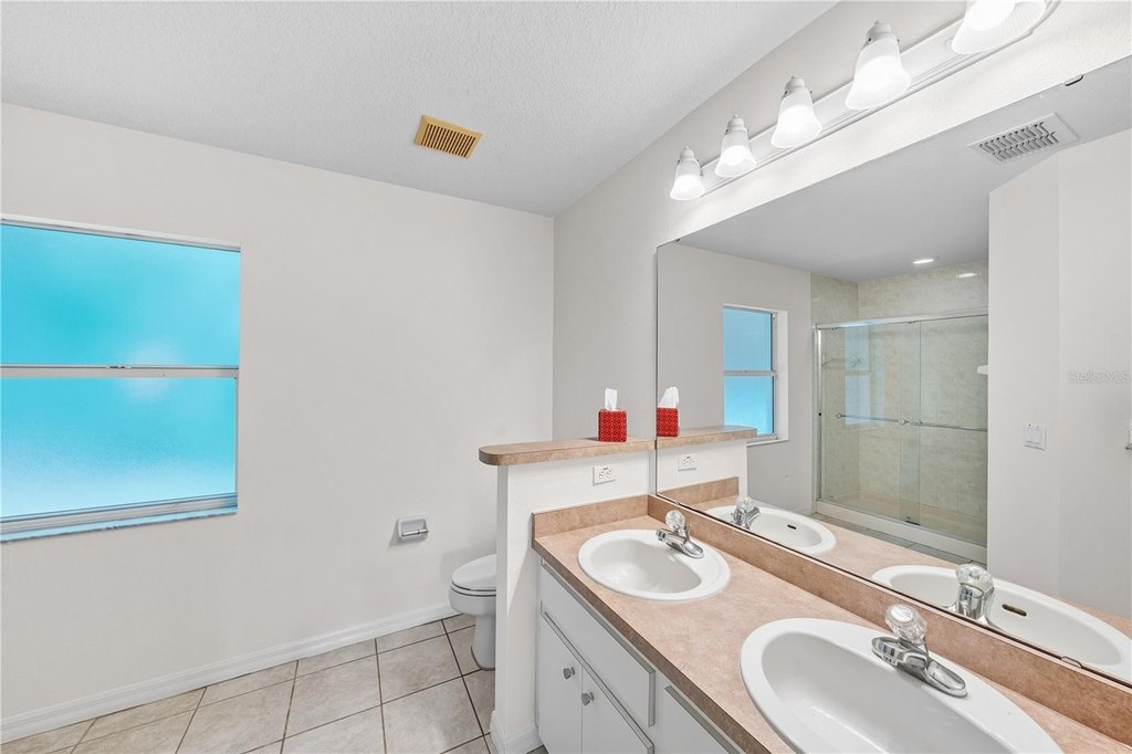 REDDICK, Florida, 32686, United States, 3 Bedrooms Bedrooms, ,2 BathroomsBathrooms,Residential,Forsale,2004576