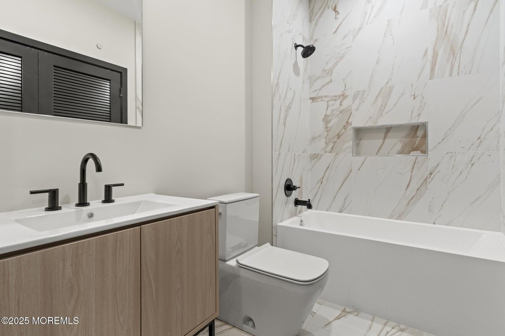 Seaside Heights, New Jersey, 08751, United States, 3 Bedrooms Bedrooms, ,2.5 BathroomsBathrooms,Residential,Forsale,2004844