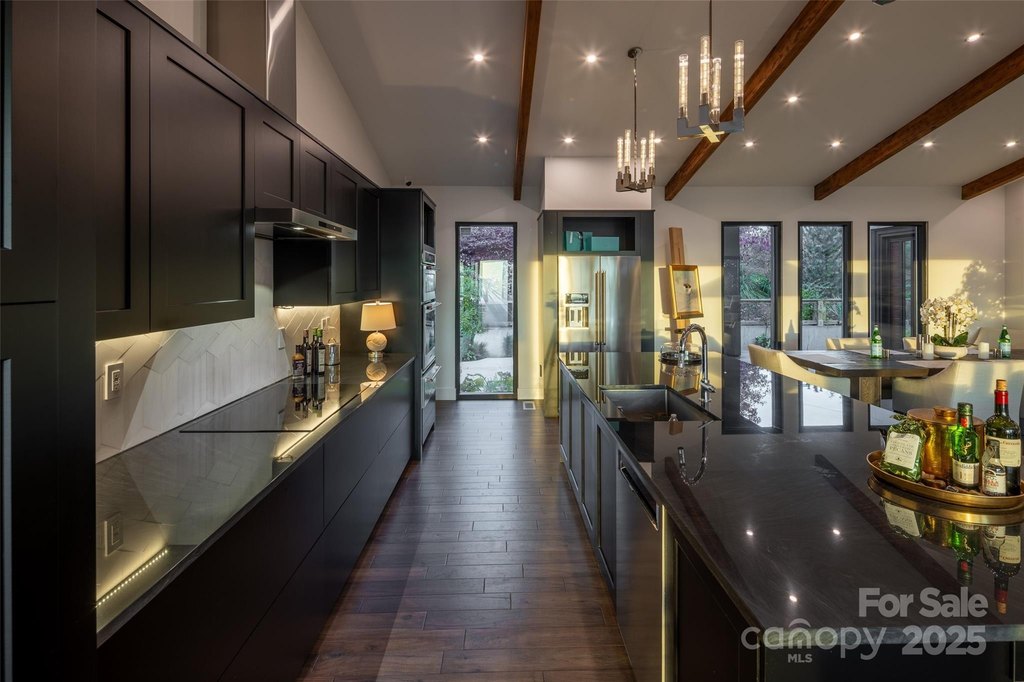 Asheville, North Carolina, 28804, United States, 3 Bedrooms Bedrooms, ,3.5 BathroomsBathrooms,Residential,Forsale,2011989