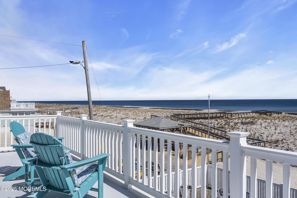 Lavallette, New Jersey, 08735, United States, 5 Bedrooms Bedrooms, ,4 BathroomsBathrooms,Residential,Forsale,1922693