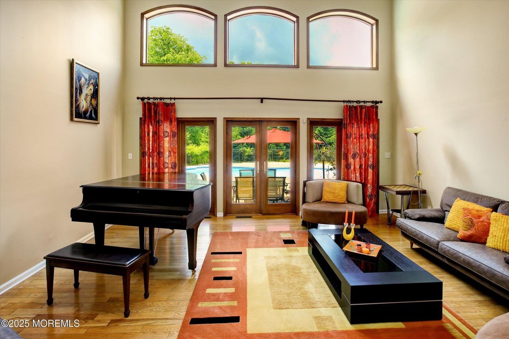 Holmdel, New Jersey, 07733, United States, 5 Bedrooms Bedrooms, ,6.5 BathroomsBathrooms,Residential,Forsale,2012947