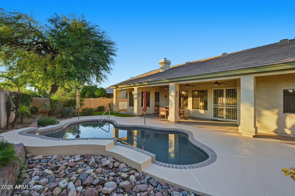 Phoenix, Arizona, 85032, United States, 3 Bedrooms Bedrooms, ,3 BathroomsBathrooms,Residential,Forsale,2004941