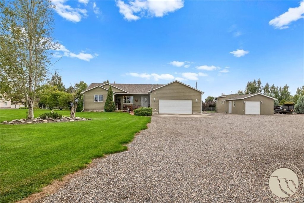 Park City, Montana, 59063, United States, 3 Bedrooms Bedrooms, ,2 BathroomsBathrooms,Residential,Forsale,1965901