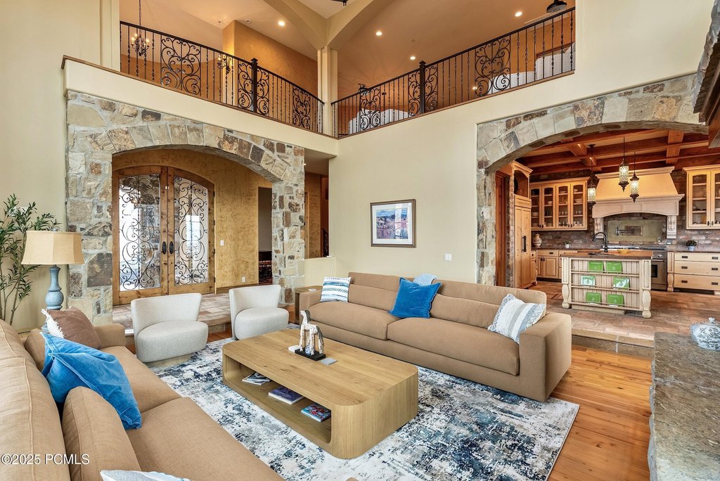 Hideout, Utah, 84036, United States, 5 Bedrooms Bedrooms, ,5.5 BathroomsBathrooms,Residential,Forsale,1994176