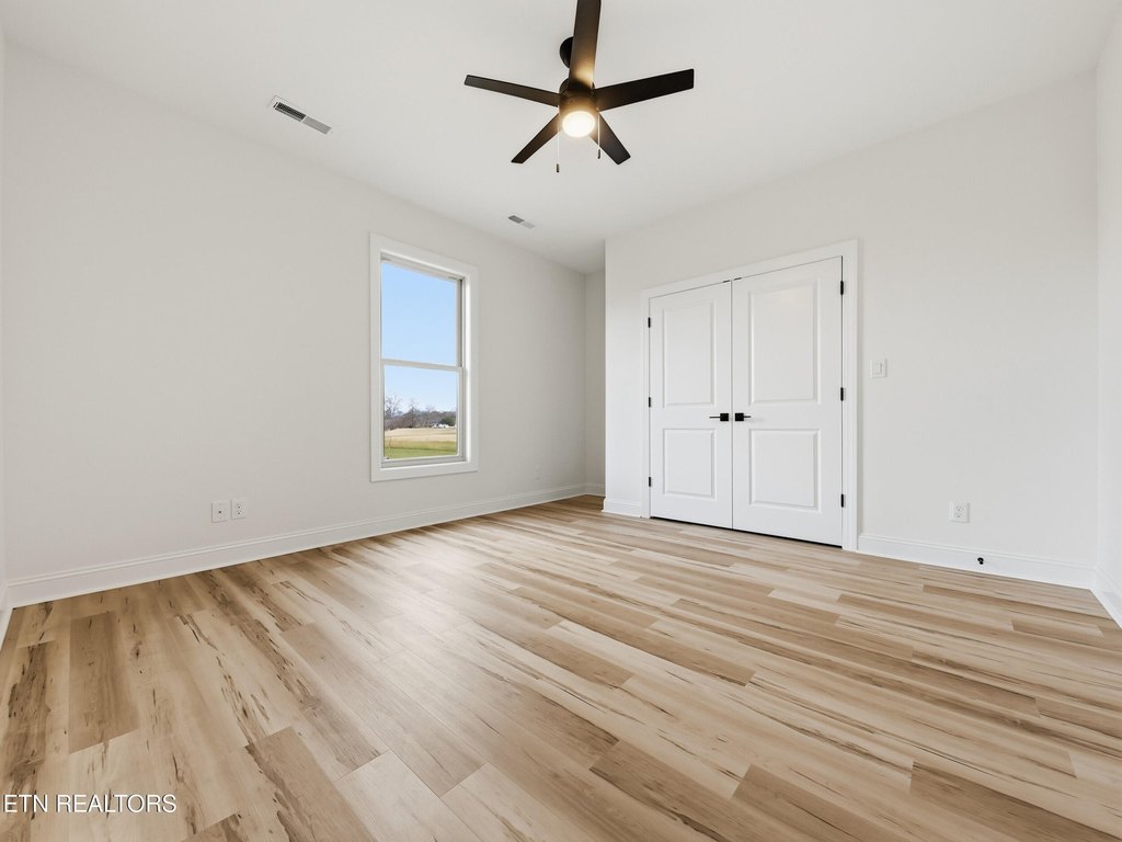 Vonore, Tennessee, 37885, United States, 3 Bedrooms Bedrooms, ,2 BathroomsBathrooms,Residential,Forsale,1910198