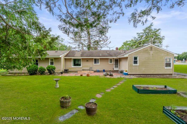 Tinton Falls, New Jersey, 07724, United States, 5 Bedrooms Bedrooms, ,2.5 BathroomsBathrooms,Residential,Forsale,1972265