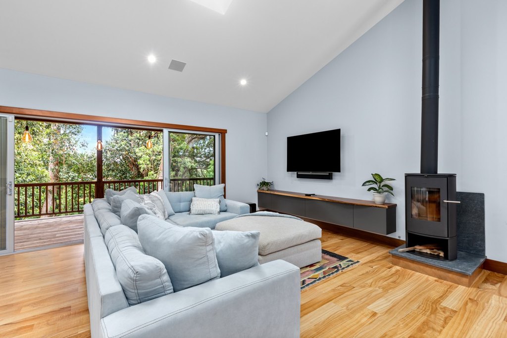 Kamuela, Hawaii, 96743, United States, 4 Bedrooms Bedrooms, ,3 BathroomsBathrooms,Residential,Forsale,1989831