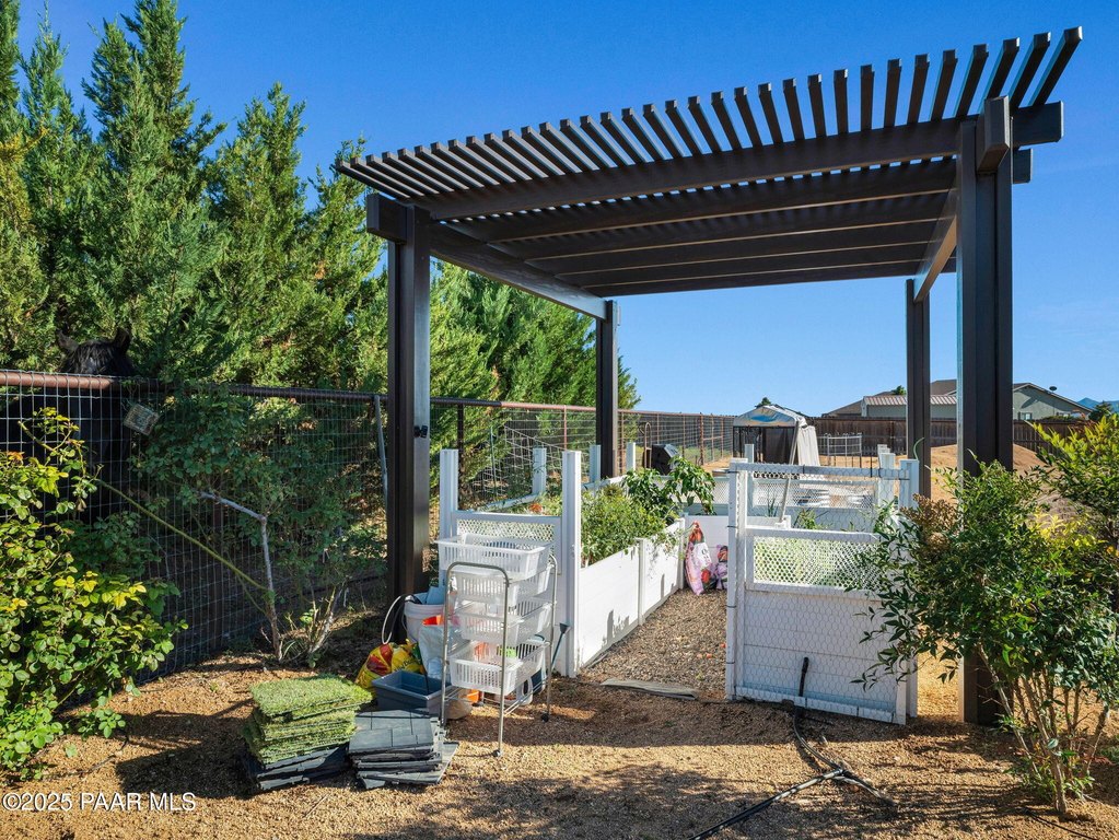 Prescott Valley, Arizona, 86315, United States, 4 Bedrooms Bedrooms, ,2 BathroomsBathrooms,Residential,Forsale,1968229