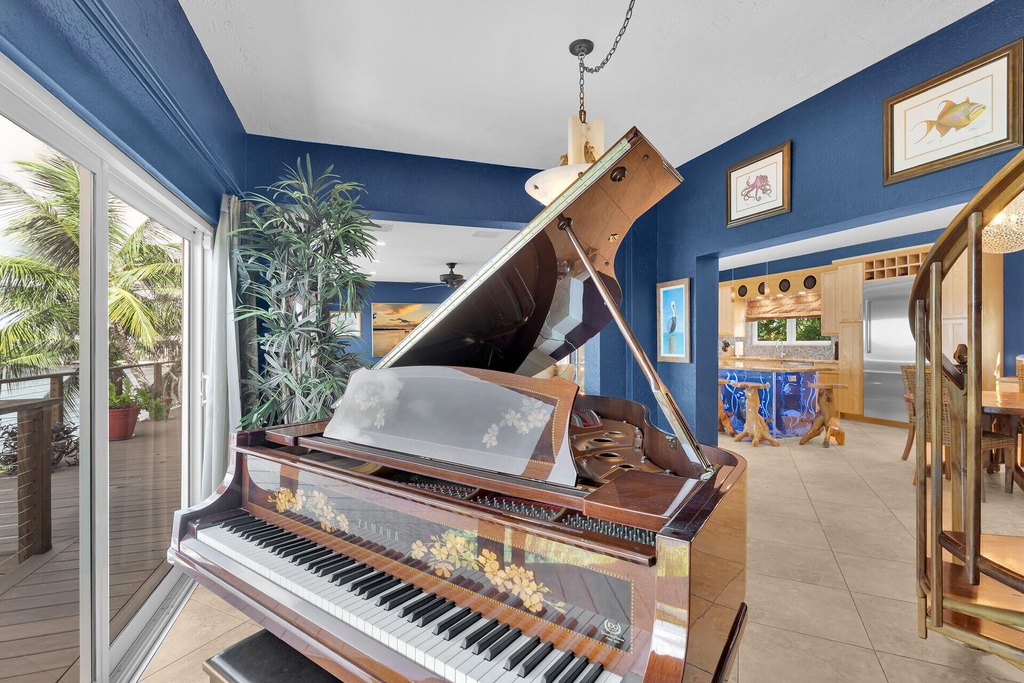 Plantation Key, Florida, 33070, United States, 3 Bedrooms Bedrooms, ,4 BathroomsBathrooms,Residential,Forsale,1971995