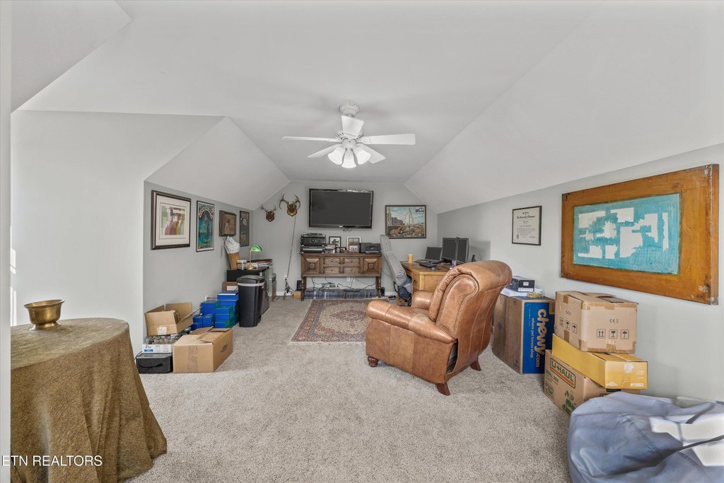 Maryville, Tennessee, 37801, United States, 3 Bedrooms Bedrooms, ,2.5 BathroomsBathrooms,Residential,Forsale,1910242