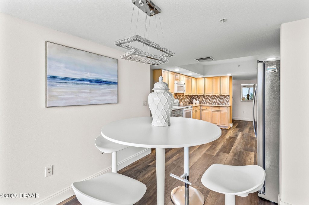 Daytona Beach Shores, Florida, 32118, United States, 3 Bedrooms Bedrooms, ,3 BathroomsBathrooms,Residential,Forsale,1990137