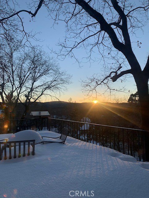 Lake Arrowhead, California, 92352, United States, 3 Bedrooms Bedrooms, ,2.5 BathroomsBathrooms,Residential,Forsale,1971033