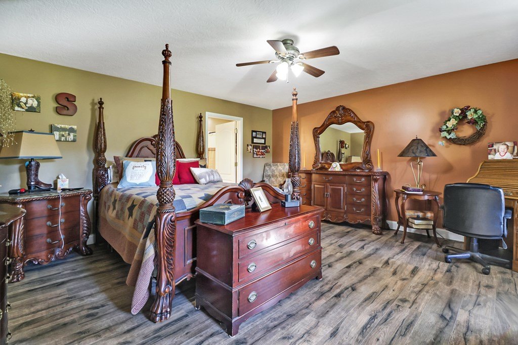 Jamestown, Tennessee, 38556, United States, 3 Bedrooms Bedrooms, ,2 BathroomsBathrooms,Residential,Forsale,1968518