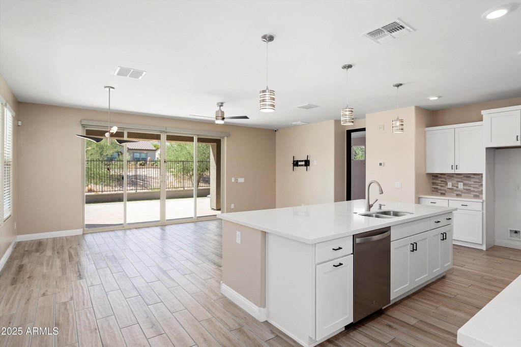 Buckeye, Arizona, 85396, United States, 2 Bedrooms Bedrooms, ,3 BathroomsBathrooms,Residential,Forsale,1971054