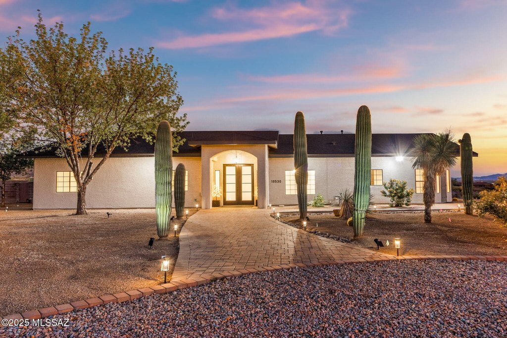 Tucson, Arizona, 85730, United States, 3 Bedrooms Bedrooms, ,3 BathroomsBathrooms,Residential,Forsale,2004422