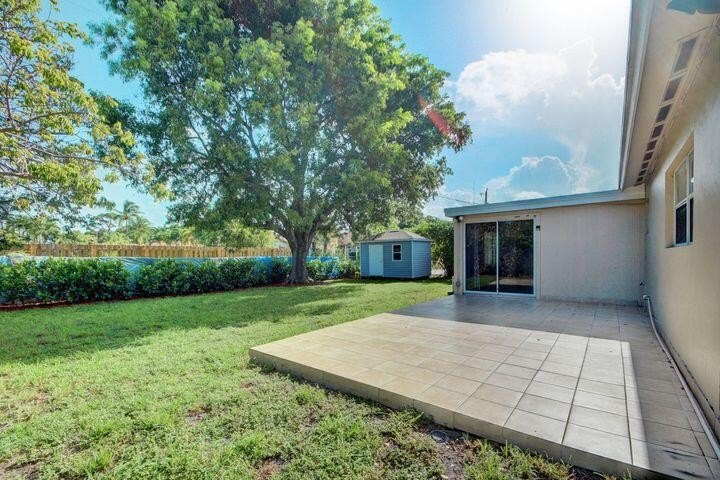 Lake Worth Beach, Florida, 33460, United States, 4 Bedrooms Bedrooms, ,2 BathroomsBathrooms,Residential,Forsale,1969910