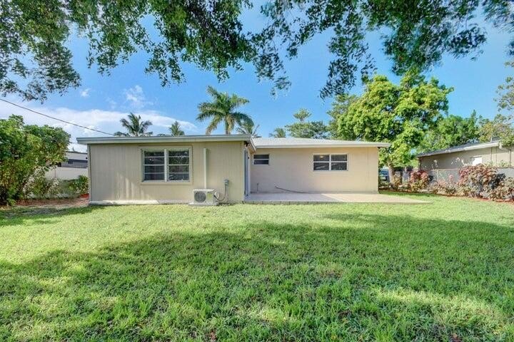 Lake Worth Beach, Florida, 33460, United States, 4 Bedrooms Bedrooms, ,2 BathroomsBathrooms,Residential,Forsale,1969910