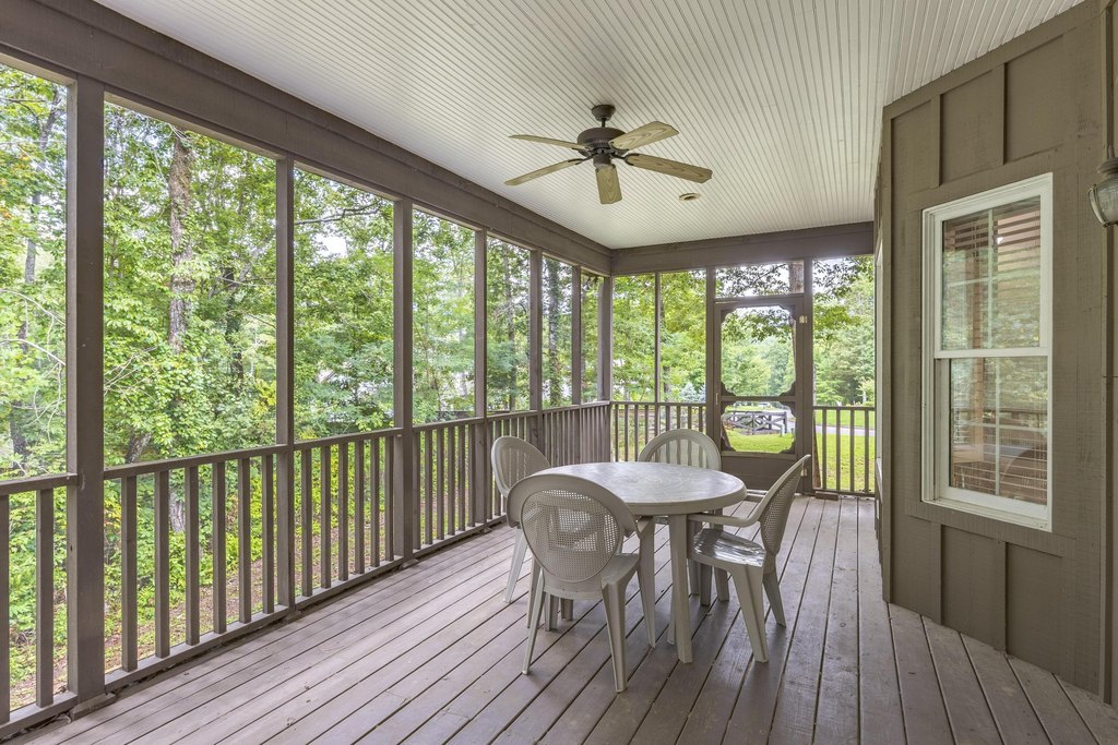 Signal Mountain, Tennessee, 37377, United States, 5 Bedrooms Bedrooms, ,3.5 BathroomsBathrooms,Residential,Forsale,1995325