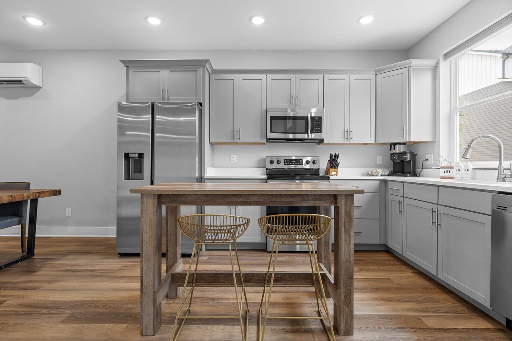 Chattanooga, Tennessee, 37408, United States, 3 Bedrooms Bedrooms, ,2.5 BathroomsBathrooms,Residential,Forsale,1995341