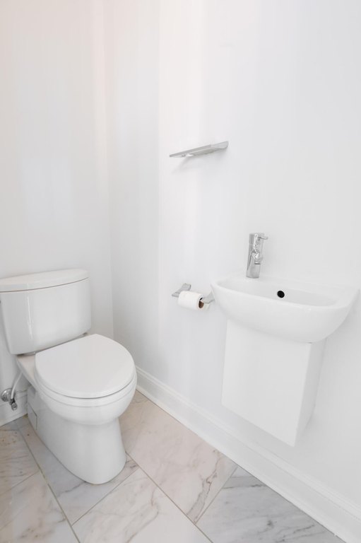 Mount Pleasant, South Carolina, 29464, United States, 4 Bedrooms Bedrooms, ,4 BathroomsBathrooms,Residential,Forsale,1985964