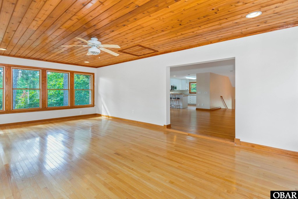 Kill Devil Hills, North Carolina, 27948, United States, 3 Bedrooms Bedrooms, ,3 BathroomsBathrooms,Residential,Forsale,1993772