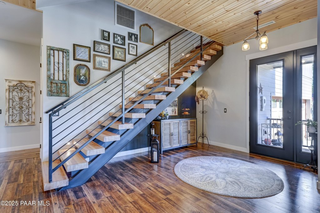 Prescott, Arizona, 86303, United States, 3 Bedrooms Bedrooms, ,2.5 BathroomsBathrooms,Residential,Forsale,1968221