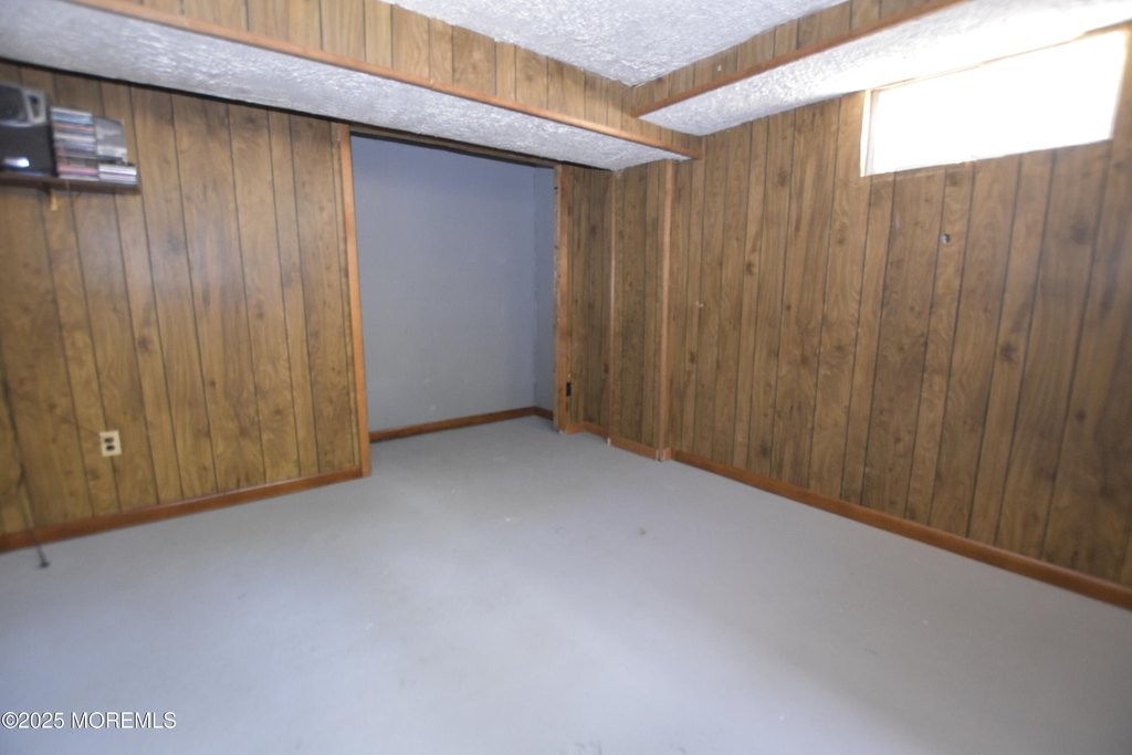 Brick, New Jersey, 08724, United States, 3 Bedrooms Bedrooms, ,1 BathroomBathrooms,Residential,Forsale,2004463