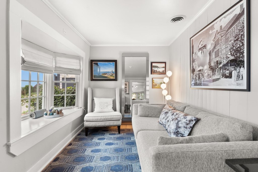 Portsmouth, New Hampshire, 03801, United States, 1 Bedroom Bedrooms, ,1 BathroomBathrooms,Residential,Forsale,1934008