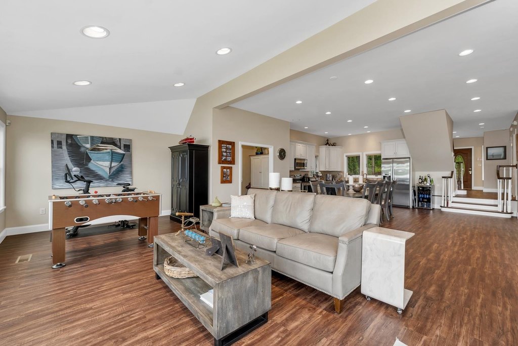 Laconia, New Hampshire, 03246, United States, 5 Bedrooms Bedrooms, ,3 BathroomsBathrooms,Residential,Forsale,1893890