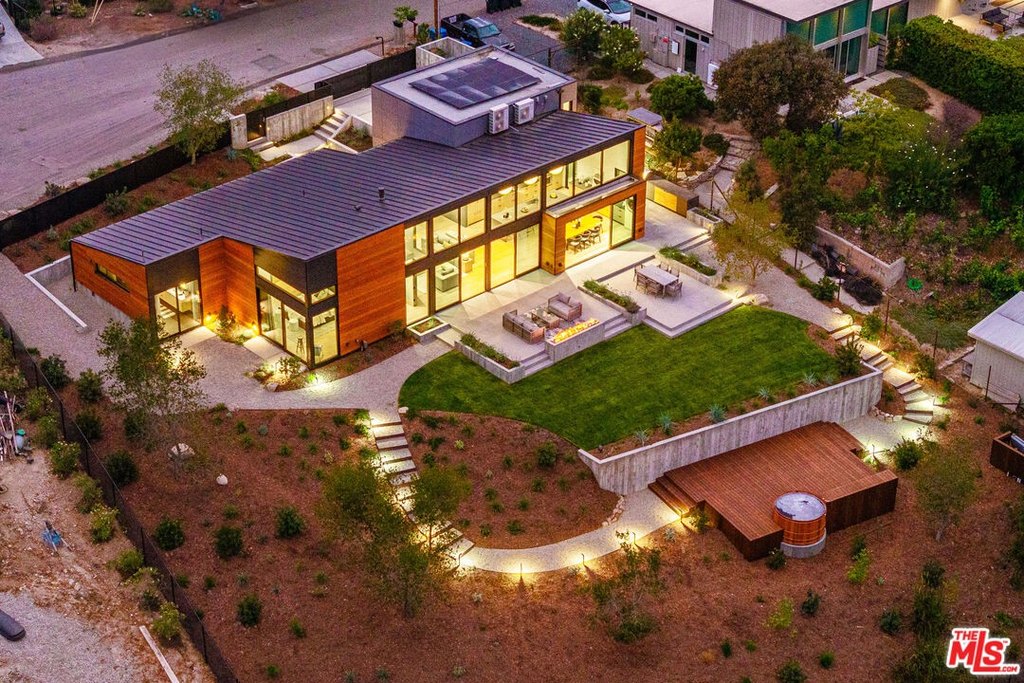 Malibu, California, 90265, United States, 3 Bedrooms Bedrooms, ,3 BathroomsBathrooms,Residential,Forsale,2004062