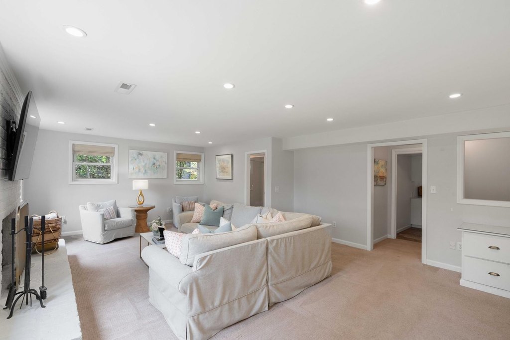 Charleston, South Carolina, 29407, United States, 4 Bedrooms Bedrooms, ,3 BathroomsBathrooms,Residential,Forsale,2007670