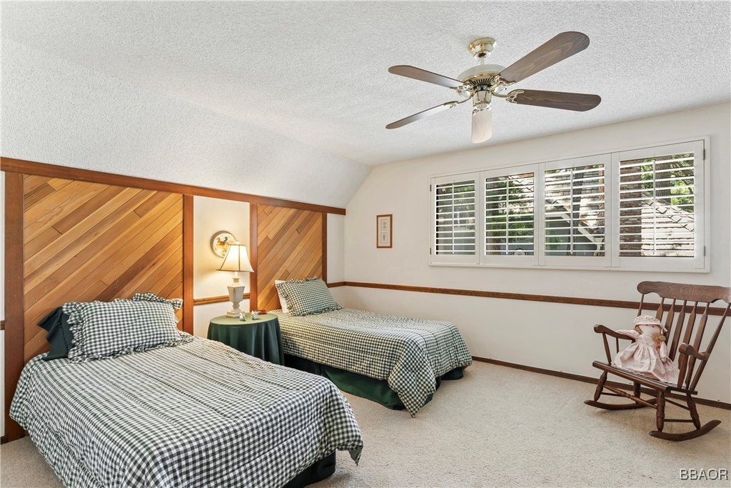 Lake Arrowhead, California, 92352, United States, 5 Bedrooms Bedrooms, ,5 BathroomsBathrooms,Residential,Forsale,1886287