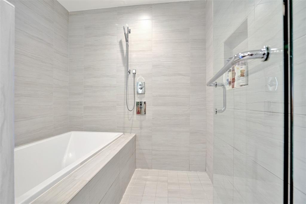 Fort Lauderdale, Florida, 33304, United States, 3 Bedrooms Bedrooms, ,3.5 BathroomsBathrooms,Residential,Forsale,2011620