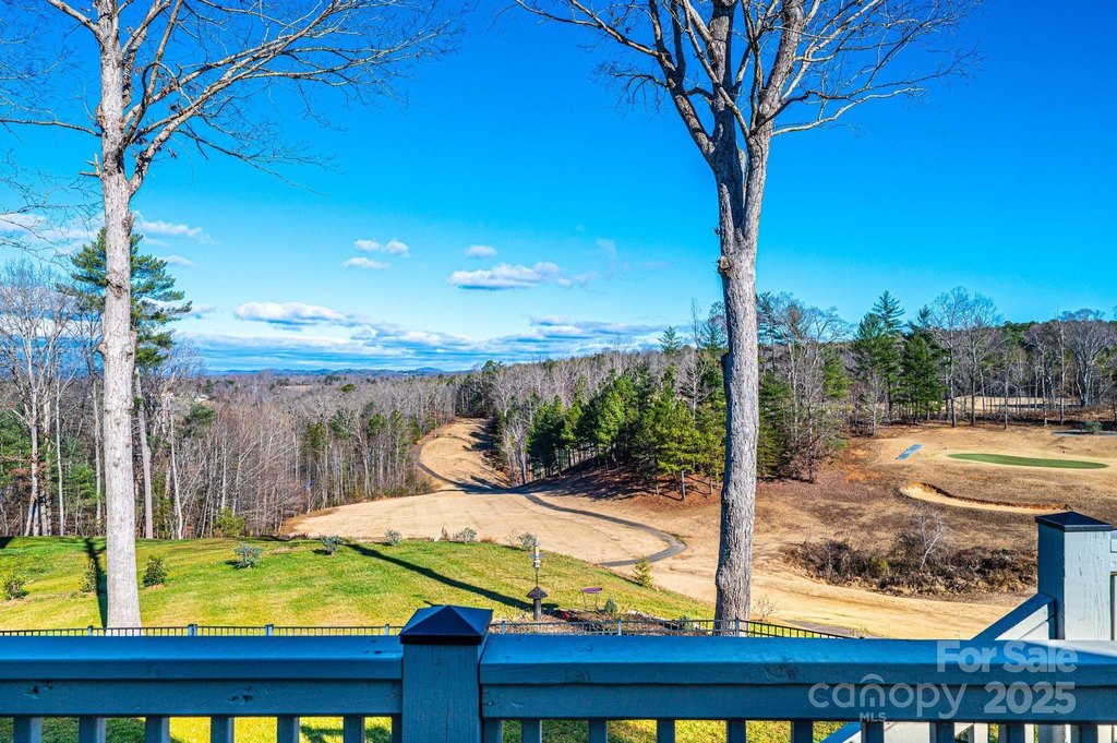 Hickory, North Carolina, 28601, United States, 3 Bedrooms Bedrooms, ,2 BathroomsBathrooms,Residential,Forsale,2014455