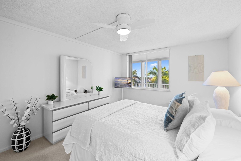 Highland Beach, Florida, 33487, United States, 2 Bedrooms Bedrooms, ,2 BathroomsBathrooms,Residential,Forsale,2010672