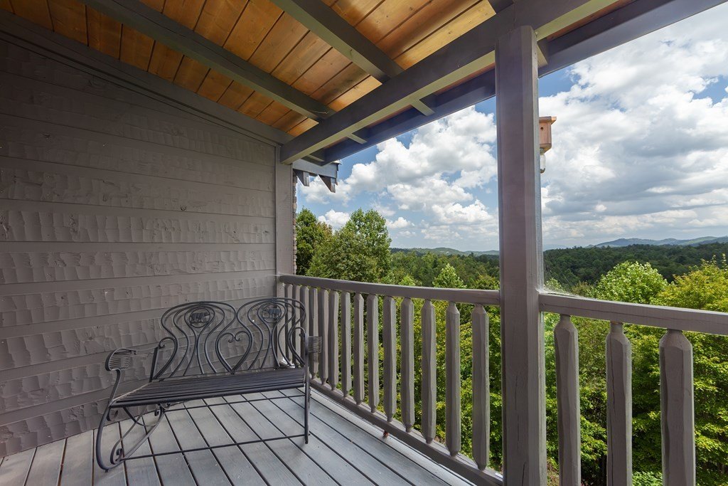 Sevierville, Tennessee, 37862, United States, 3 Bedrooms Bedrooms, ,6.5 BathroomsBathrooms,Residential,Forsale,2011936