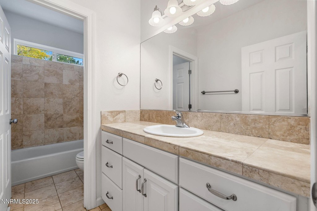 Washoe Valley, Nevada, 89704, United States, 4 Bedrooms Bedrooms, ,3 BathroomsBathrooms,Residential,Forsale,2012838